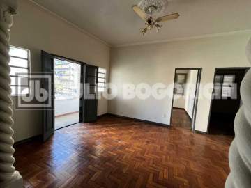 Apartamento : / Residencial / Taquara - JBJ204340