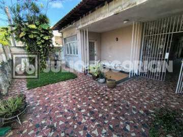 Casa à venda Rua Arujá, Freguesia (Ilha do Governador), Rio de Janeiro - R$ 450.000 - JBI61878