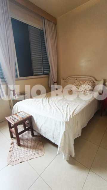 QUARTO DE CASAL. - 9