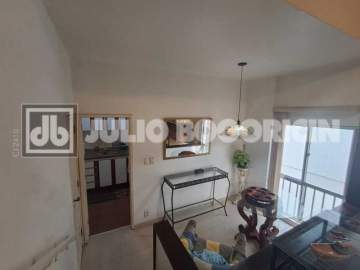 Imperdível - BOTAFOGO - RUA MARQUES DE OLINDA - 3 QUARTOS - VAGA - VISTA PARA ÁRVORE - JBF38382