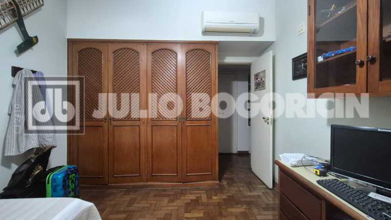 Conheça WhatsApp Image 2026-05-12 at 1 do imóvel - COSME VELHO ÓTIMO 3 QUARTOS SUÍTE DEPS. COMPLS. GARAGEM PLAY CHURRASQUEIRA - JBF38384 - 14 WhatsApp Image 2026-05-12 at 1 - 14