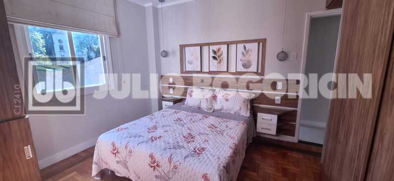 Conheça 24 do imóvel - Apto com vista para o Aterro - varanda - 4 quartos(sendo um suíte) - Ambientes amplos e muito charme em prédio clássico - Localização privilegiada próximo a praia ,metrô e Museu da República - JBF42227 - 24 24 - 24