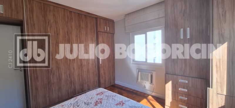 Conheça 26 do imóvel - Apto com vista para o Aterro - varanda - 4 quartos(sendo um suíte) - Ambientes amplos e muito charme em prédio clássico - Localização privilegiada próximo a praia ,metrô e Museu da República - JBF42227 - 26 26 - 26