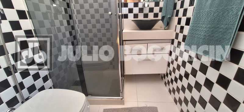 Conheça 31 do imóvel - Apto com vista para o Aterro - varanda - 4 quartos(sendo um suíte) - Ambientes amplos e muito charme em prédio clássico - Localização privilegiada próximo a praia ,metrô e Museu da República - JBF42227 - 31 31 - 31