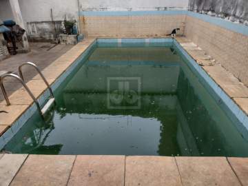 Ilha do Governador - Jardim Carioca - Casa - À Venda - Quintal - Piscina - Terraço - Salão - 3 Quartos - Suíte - Dependências - 3 Vagas de Garagem - Julio Bogoricin - JBI60478