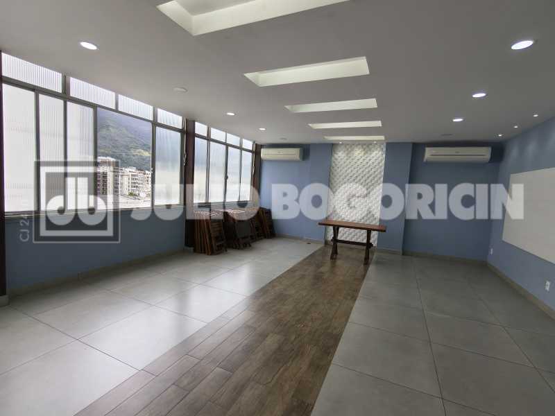 Conheça IMG_20260519_142602090_HDR do imóvel - Localização privilegiada, junto ao Shopping Tijuca, portaria 24h, apartamento sala, 2 quartos , copa cozinha, área de serviço. - apt2quartos - 25 IMG_20260519_142602090_HDR - 25