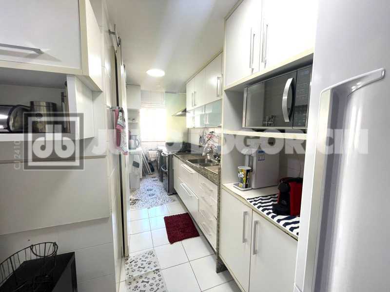 Conheça 12 do imóvel - Barra da Tijuca Ventanas maravilhoso 4 quartos 1 suíte lazer completo 3 vagas - JBB49305 - 12 12 - 12