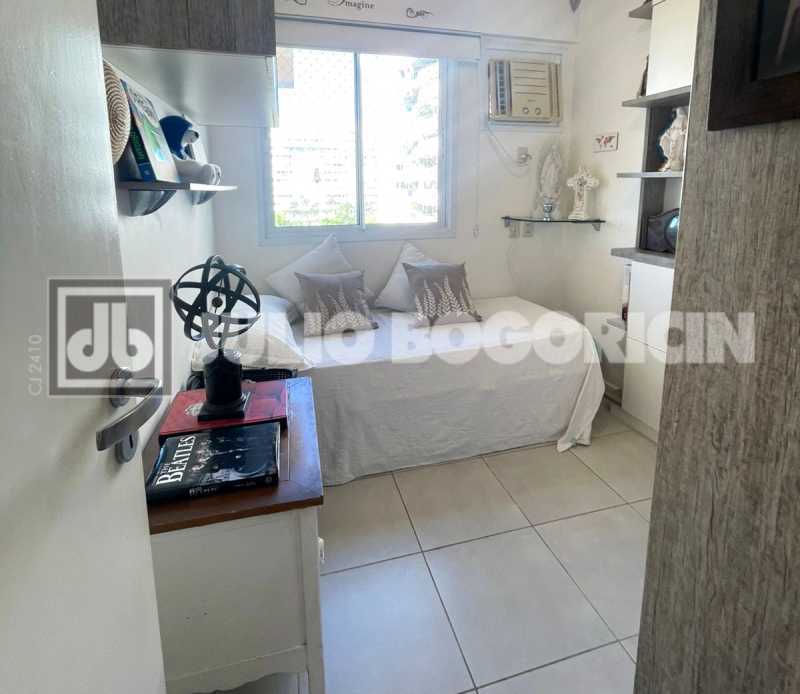 Conheça 19 do imóvel - Barra da Tijuca Ventanas maravilhoso 4 quartos 1 suíte lazer completo 3 vagas - JBB49305 - 19 19 - 19
