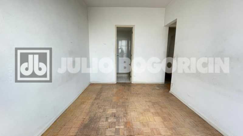Conheça 65. do imóvel - MÉIER - RUA SILVA RABELO - APTO. À VENDA - 3 DORMITÓRIOS(1 SUÍTE) - ANDAR ALTO, VISTA PANÔRAMICA - VAGA ESCRITURADA - INFRAESTRUTURA TOTAL - ÓTIMA LOCALIZAÇÃO - JBM306666 - 15 65. - 15