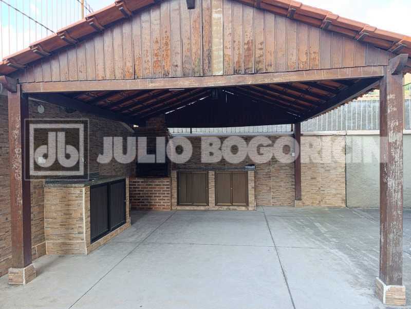 37 CHURRASQUEIRA COND. - 37