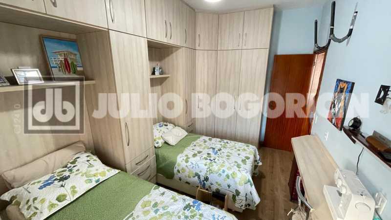 Conheça 75. do imóvel - MEIER - RUA BARÃO DE SÃO BORJA - EXCELENTE APTO.À VENDA - VARANDÃO - 3 DORMITÓRIOS(1 SUÍTE) DEPENDÊNCIA COMPLETA - 2 VAGAS ESCRITURADAS - INFRAESTRUTURA TOTAL. - JBM306670 - 18 75. - 18