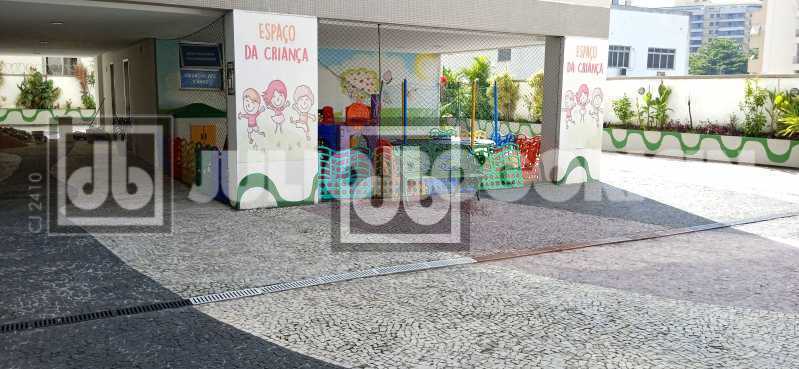 Conheça 150 do imóvel - MEIER - RUA BARÃO DE SÃO BORJA - EXCELENTE APTO.À VENDA - VARANDÃO - 3 DORMITÓRIOS(1 SUÍTE) DEPENDÊNCIA COMPLETA - 2 VAGAS ESCRITURADAS - INFRAESTRUTURA TOTAL. - JBM306670 - 34 150 - 34