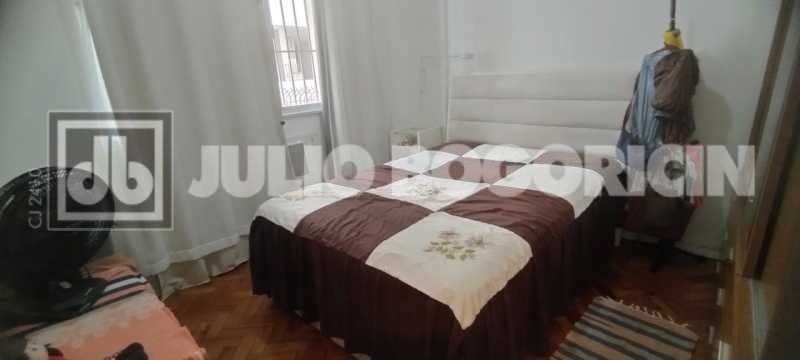 Conheça 10 do imóvel - Excelente apartamento reformado, 2 quartos, condomínio barato. Farta condução e comércio. Oportunidade !! - JBT207371 - 10 10 - 10