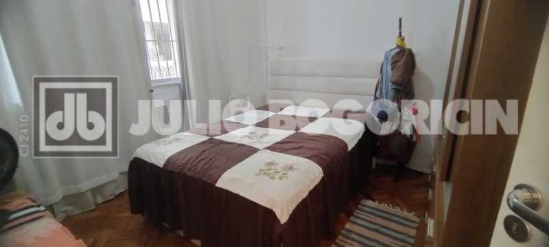 Conheça 12 do imóvel - Excelente apartamento reformado, 2 quartos, condomínio barato. Farta condução e comércio. Oportunidade !! - JBT207371 - 12 12 - 12
