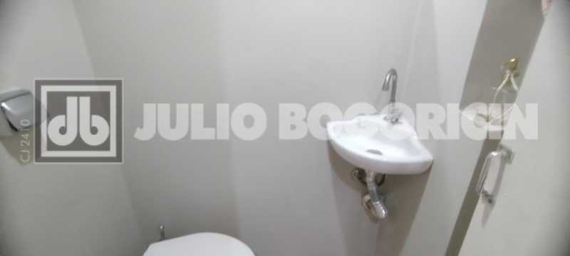 Conheça 23 do imóvel - Excelente apartamento reformado, 2 quartos, condomínio barato. Farta condução e comércio. Oportunidade !! - JBT207371 - 23 23 - 23