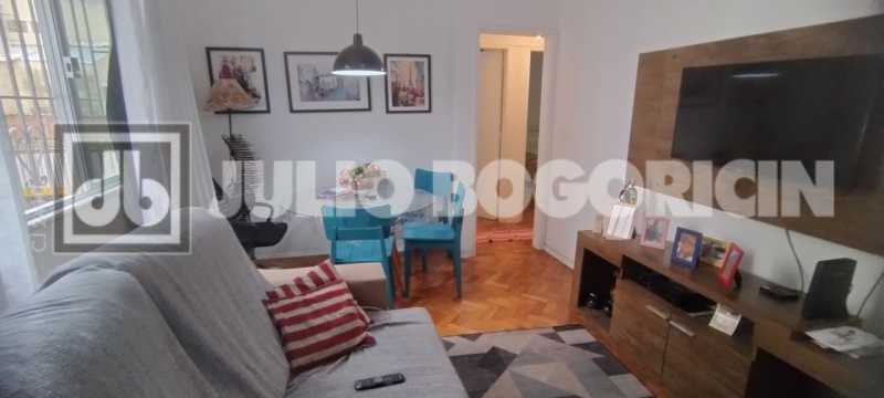 Conheça 27 do imóvel - Excelente apartamento reformado, 2 quartos, condomínio barato. Farta condução e comércio. Oportunidade !! - JBT207371 - 26 27 - 26