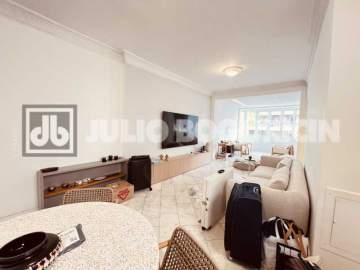 Apartamento à venda no Leblon, 3 quartos, 1 vaga, 2 quadras da praia - JBL35404