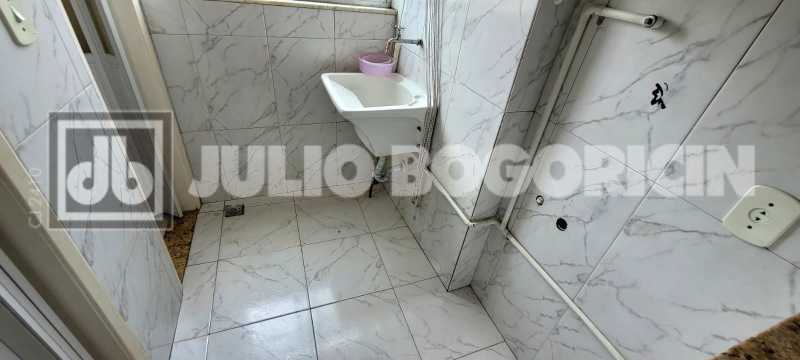 Conheça 477c8958-6cc2-46f4-9e8e-97a000 do imóvel - Maravilhoso apto rua Adriano, 2 quartos, depêndencia, vaga, elevador, portaria - JBM223718 - 52 477c8958-6cc2-46f4-9e8e-97a000 - 52