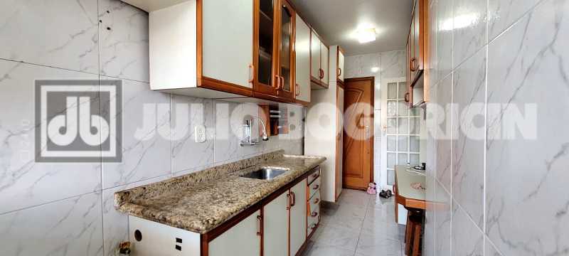 Conheça 10112d19-2705-4d00-9929-a8578e do imóvel - Maravilhoso apto rua Adriano, 2 quartos, depêndencia, vaga, elevador, portaria - JBM223718 - 56 10112d19-2705-4d00-9929-a8578e - 56