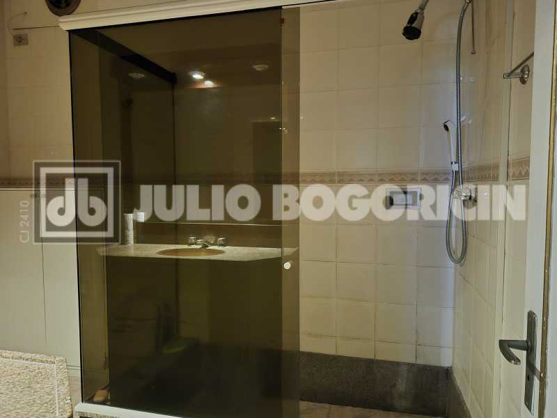 Conheça 17 do imóvel - Rua Cinco de Julho, muito arborizada, 2 Quartos com vaga escritura. - JBC200071 - 17 17 - 17