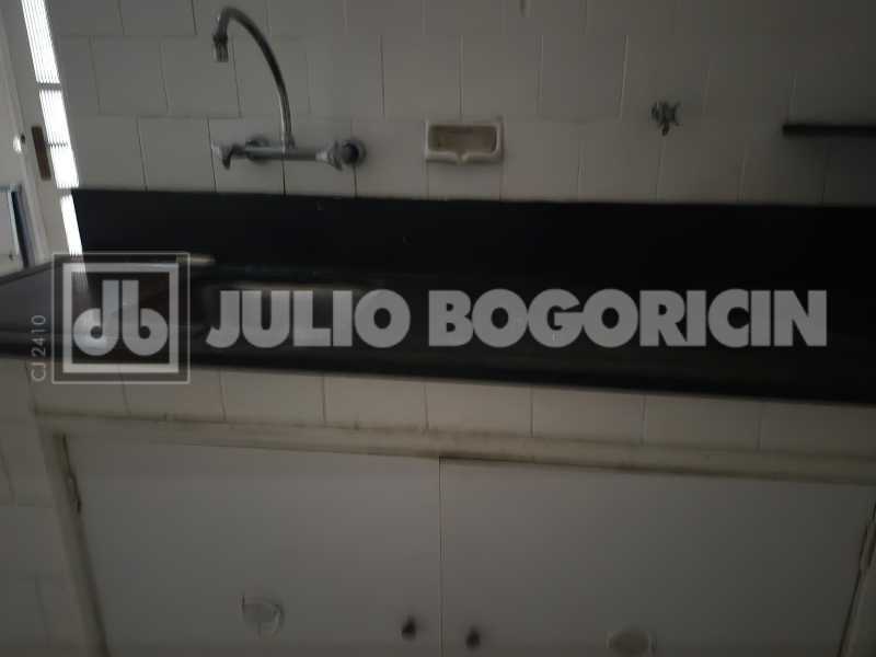Conheça 23 do imóvel - Rua Cinco de Julho, muito arborizada, 2 Quartos com vaga escritura. - JBC200071 - 23 23 - 23