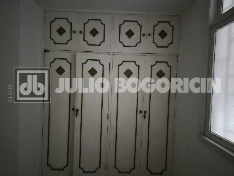Conheça 25 do imóvel - Rua Cinco de Julho, muito arborizada, 2 Quartos com vaga escritura. - JBC200071 - 25 25 - 25