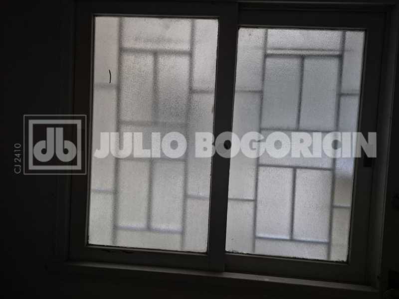 Conheça 26 do imóvel - Rua Cinco de Julho, muito arborizada, 2 Quartos com vaga escritura. - JBC200071 - 26 26 - 26