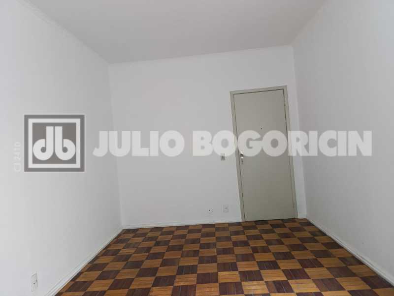 02 SALA. - 2