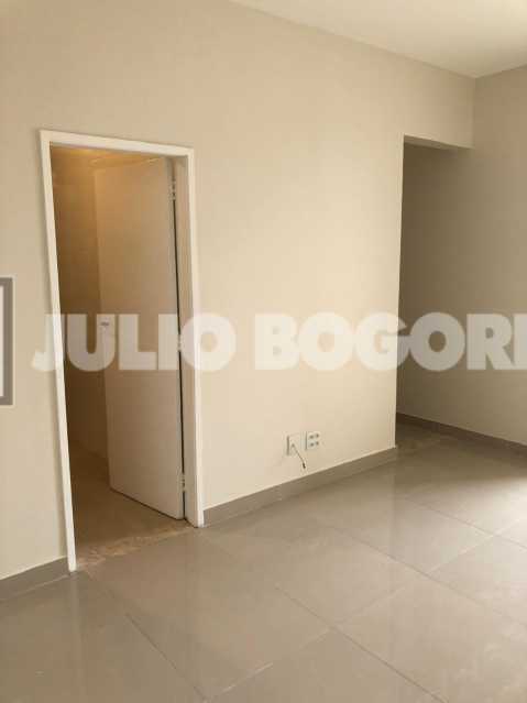 Conheça 26 do imóvel - Apto reformado,claro e sol da manhâ-2 quartos,vista livre ,vaga - JBF29691 - 24 26 - 24