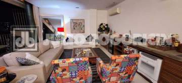 Cobertura em Botafogo-sala ampla,varanda,suíte com closet-área nobre-painéis solares-exclusividade e conforto - JBF51495