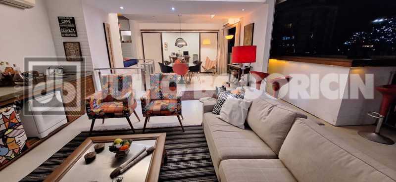 Conheça 18 do imóvel - Cobertura em Botafogo-sala ampla,varanda,suíte com closet-área nobre-painéis solares-exclusividade e conforto - JBF51495 - 18 18 - 18
