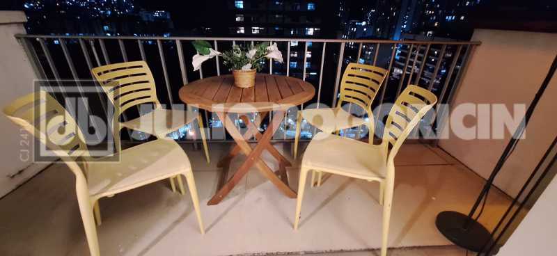 Conheça 20 do imóvel - Cobertura em Botafogo-sala ampla,varanda,suíte com closet-área nobre-painéis solares-exclusividade e conforto - JBF51495 - 20 20 - 20