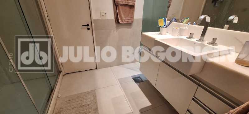Conheça 33 do imóvel - Cobertura em Botafogo-sala ampla,varanda,suíte com closet-área nobre-painéis solares-exclusividade e conforto - JBF51495 - 33 33 - 33