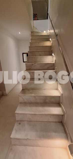 Conheça 40 do imóvel - Cobertura em Botafogo-sala ampla,varanda,suíte com closet-área nobre-painéis solares-exclusividade e conforto - JBF51495 - 40 40 - 40