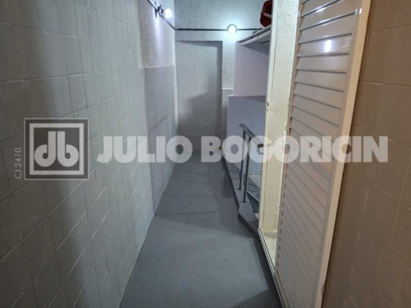 12duassalasescritoriosuitetres - 12