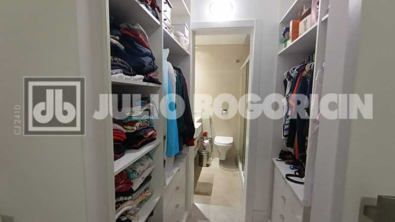CLOSET E BANHEIRO SUITE. - 10