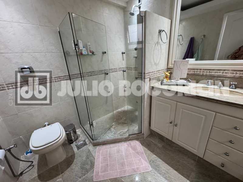 JBI41009 15. - 15