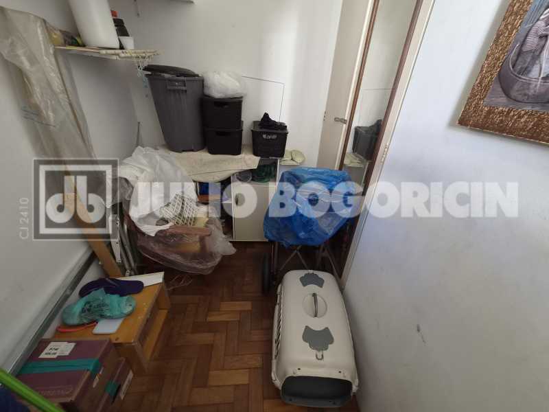 Conheça 033-20260622_113630 do imóvel - Flamengo - quadra da praia - 94m - 3 quartos - dependências - JBF38452 - 36 033-20260622_113630 - 36