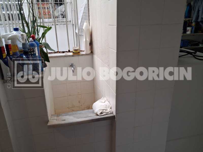 áREA DE sERVIÇO - 20
