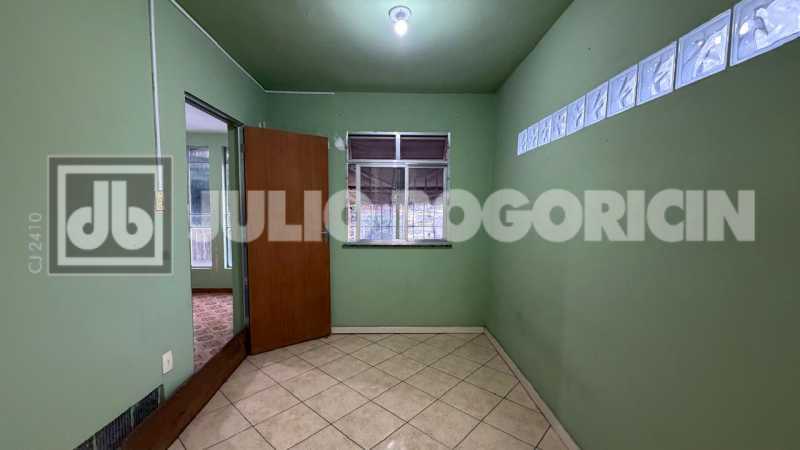 eeeee797-d375-4812-8790-9b93bb - 24