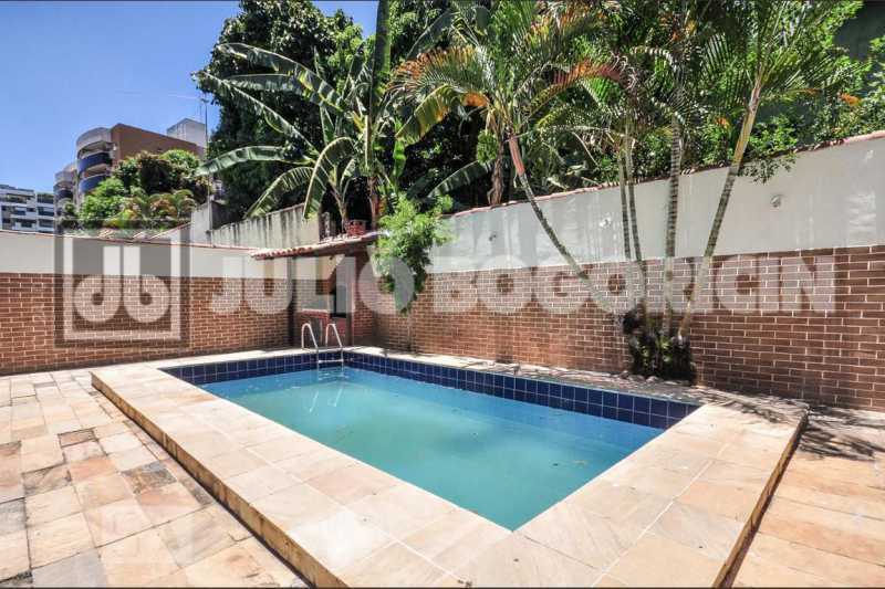 Conheça 892857571-182.98019652691454DS do imóvel - Casa em Condomínio 1 quarto à venda Freguesia (Jacarepaguá), Rio de Janeiro - R$ 990.000 - JBJ602172 - 19 892857571-182.98019652691454DS - 19
