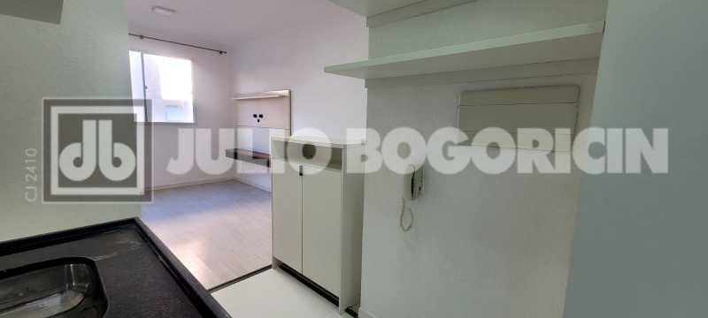 ad77d7ea-3563-42d5-8a99-04236d - 24