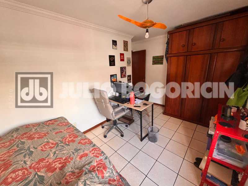 Conheça WhatsApp Image 2026-07-22 at 1 do imóvel - Ótimo apartamento - Coronel Cota - 2 quartos (suíte) - Varandão - Elevador e vaga - JBM223762 - 8 WhatsApp Image 2026-07-22 at 1 - 8