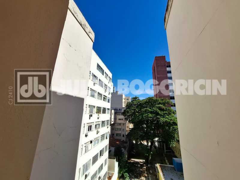 Conheça 46. do imóvel - FLAMENGO - SENADOR VERGUEIRO - 2 QUARTOS 99m2 DEPS.COMPLS. FUNDOS - GAR. CONDOMÍNIO - JBF29741 - 22 46. - 22