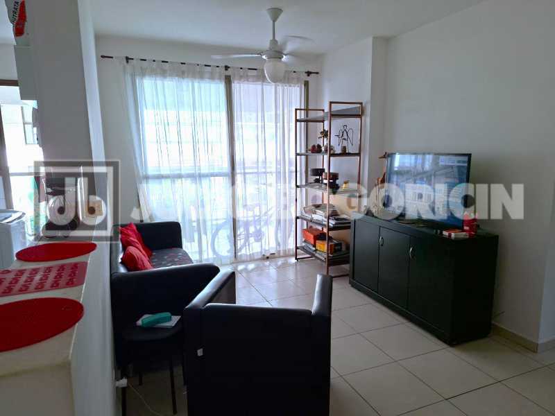 Conheça WhatsApp Image 2026-06-19 at 1 do imóvel - Recreio Lindíssimo apartamento 3 quartos 1 suíte varanda infra total. Segurança 24 hs. Localização privilegiada. - JBRB319252 - 3 WhatsApp Image 2026-06-19 at 1 - 3
