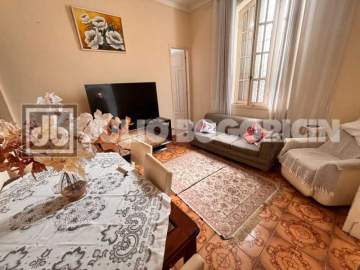 Duas casas no mesmo terreno - total terreno 775 m2 - total 5 quartos - vaga - JBM608502