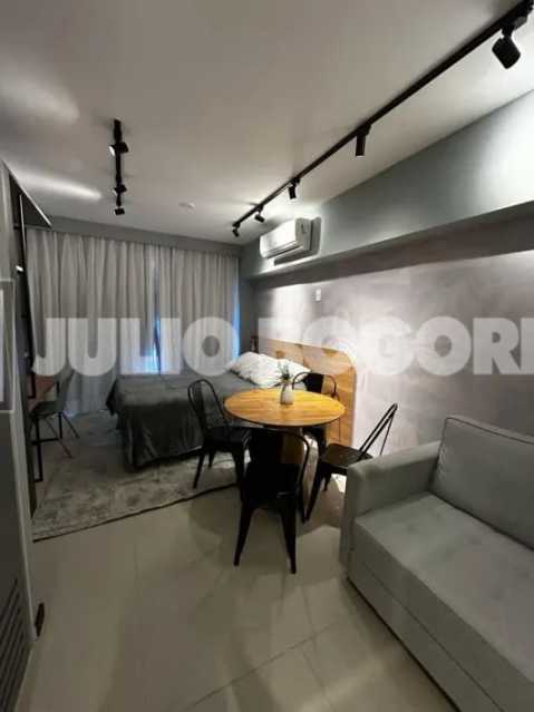 Conheça 2 do imóvel - Studio mobiliado,com varanda e vaga,com vista para Baia de Guanabara,Pronto para Entrar e Morar!! - JBF17173 - 2 2 - 2