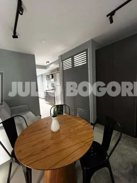 Conheça 4 do imóvel - Studio mobiliado,com varanda e vaga,com vista para Baia de Guanabara,Pronto para Entrar e Morar!! - JBF17173 - 4 4 - 4