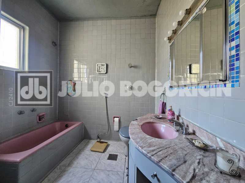 Conheça 00249277-d4d7-4c06-9cce-da3ae6 do imóvel - Laranjeiras! Colado no Clube Fluminense, cobertura linear, original três quartos, varandão, vista Cristo! - JBF51507 - 20 00249277-d4d7-4c06-9cce-da3ae6 - 20