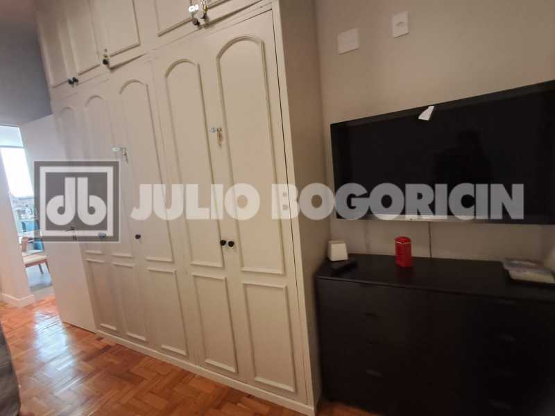 Conheça 6a5aa213-dbec-431b-b132-646137 do imóvel - Maravilhosa Localização , juntinho ao metrô Flamengo ,apto reformado com sala em dois ambientes ,vista para o Cristo Redentor cozinha conceito aberto ,area de serviço ,02qtos 01 suite . - JBF29765 - 16 6a5aa213-dbec-431b-b132-646137 - 16
